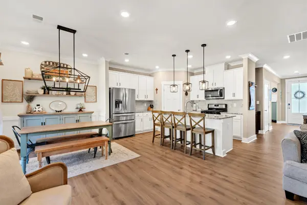 269 Delbourne LN, Greer, SC 29651