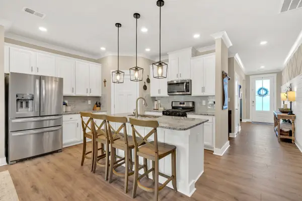 269 Delbourne LN, Greer, SC 29651