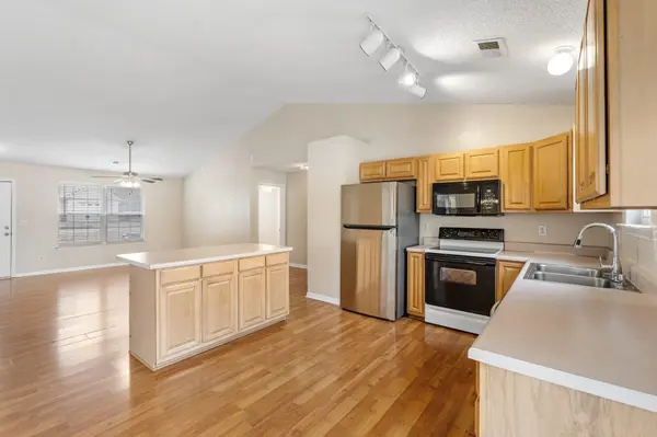 1402 Green Springs CT, Fountain Inn, SC 29644