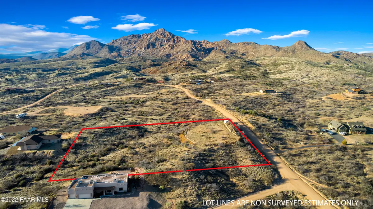 8000 S Rolling Hills DR, Kirkland, AZ 86332