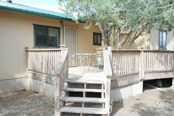 107 Rocky Hill DR, Ash Fork, AZ 86320