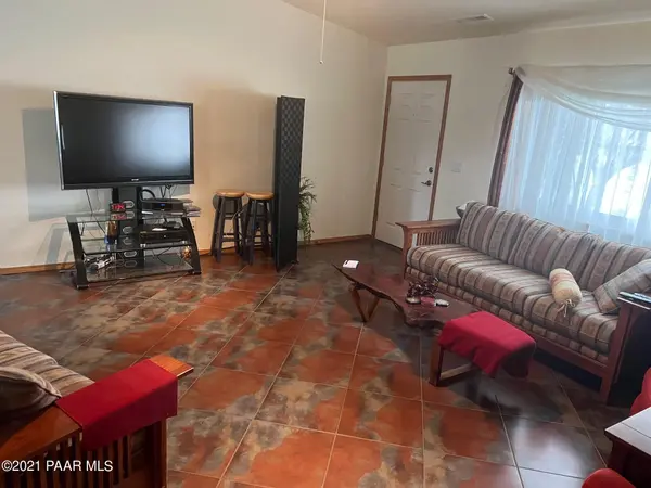 3049 N Mountain View DR, Prescott Valley, AZ 86314