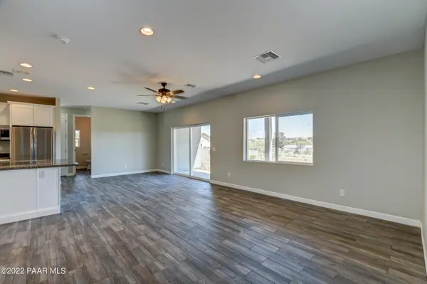 19666 E Chaparral DR, Mayer, AZ 86333