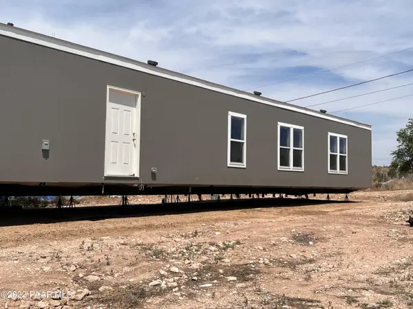 270 E Birchwood DR, Paulden, AZ 86334