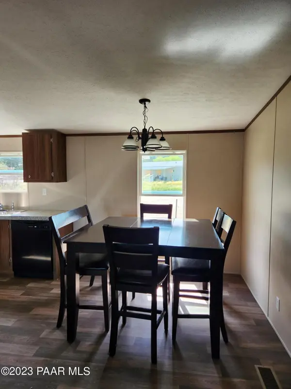 17264 E Lakeview CT, Mayer, AZ 86333