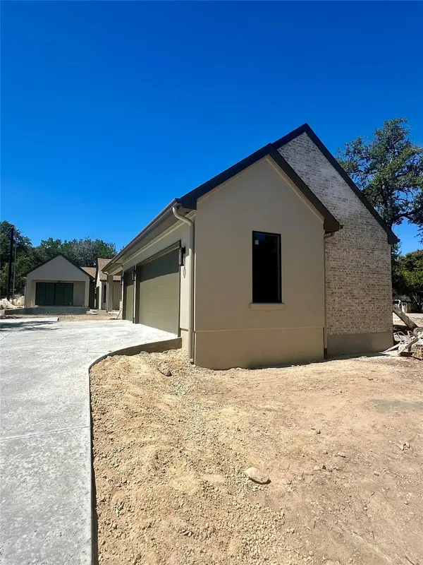 304 Comet, Lakeway, TX 78734