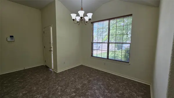 107 HELEN CV, Hutto, TX 78634