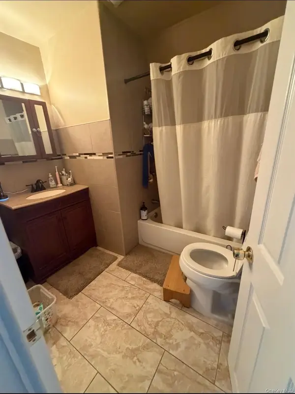 3158 Lincoln AVE, Oceanside, NY 11572