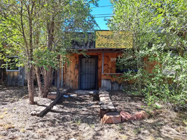 395 W Lewis AVE, Ash Fork, AZ 86320
