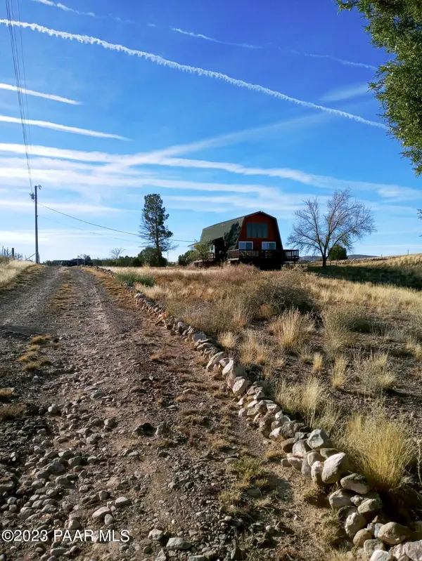 22350 N Sunny LN, Paulden, AZ 86334