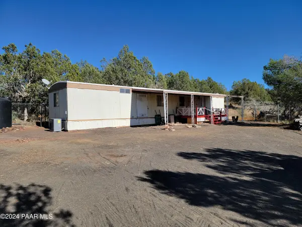 739 W Mesa DR, Ash Fork, AZ 86320