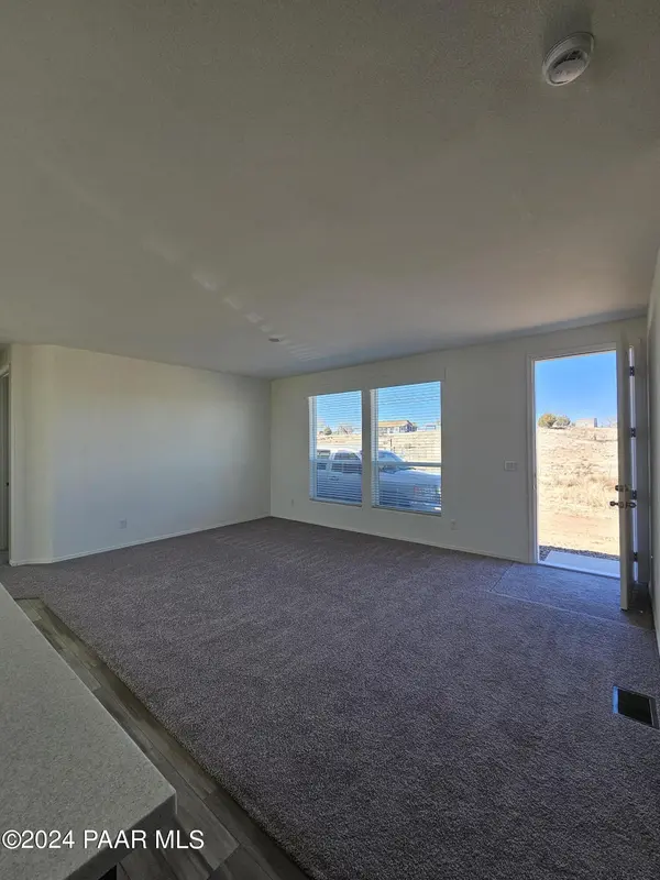 775 W Willow Wind TRL, Paulden, AZ 86334