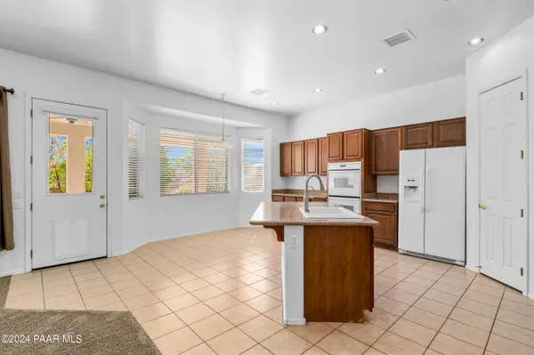 6518 E Brighton DR, Prescott Valley, AZ 86314