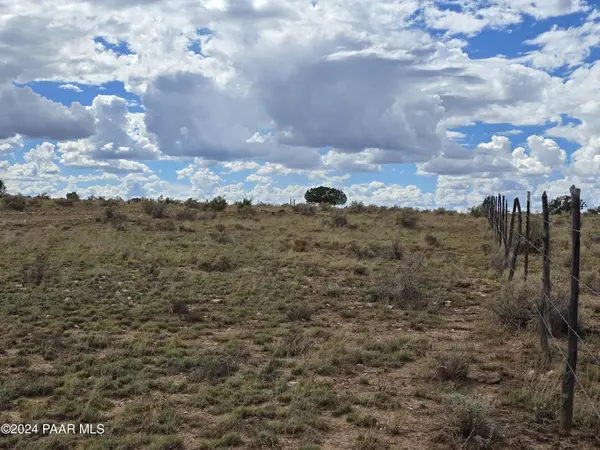 9524 W Shingle Oak LN Williams, AZ 86046