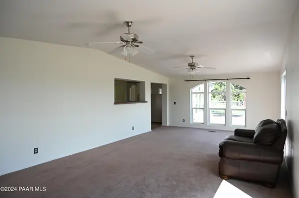33015 Cowboy Clint RD, Seligman, AZ 86337