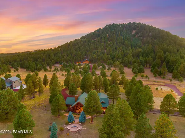 12696 Rustic Cabin TRL, Parks, AZ 86018