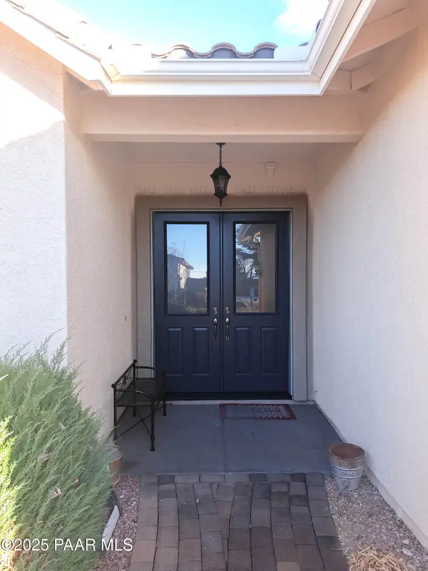 7585 N Park Crest LN, Prescott Valley, AZ 86315