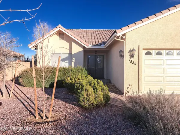7585 N Park Crest LN, Prescott Valley, AZ 86315