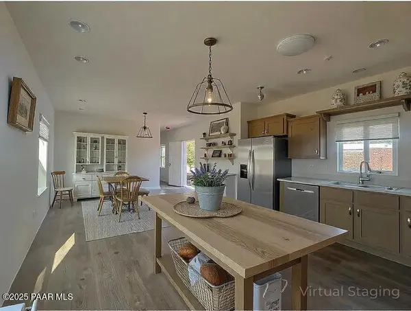 325 E Birchwood DR, Paulden, AZ 86334