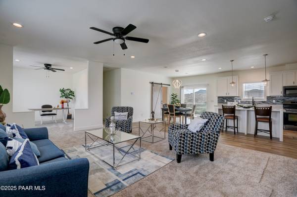 20927 E Valley View LN, Cordes Junction, AZ 86333