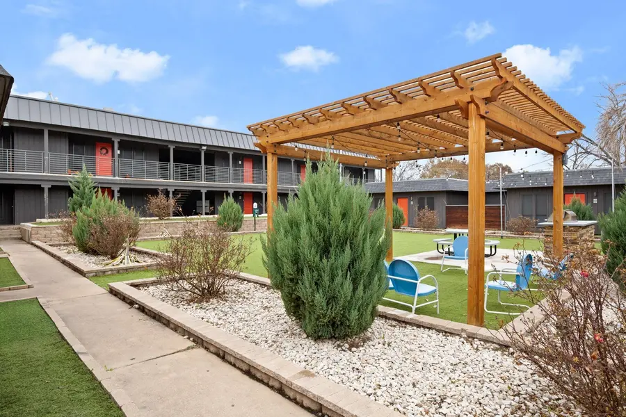 6509 NW Berkman DR #104, Austin, TX 78723