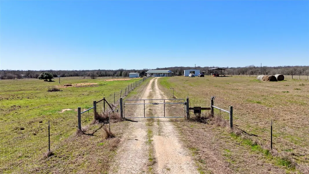 Thrall, TX 76578