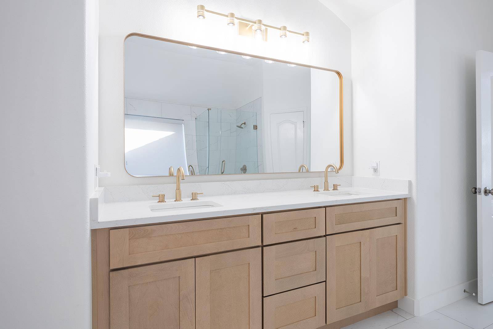 313 El Socorro LN, Austin, TX 78732