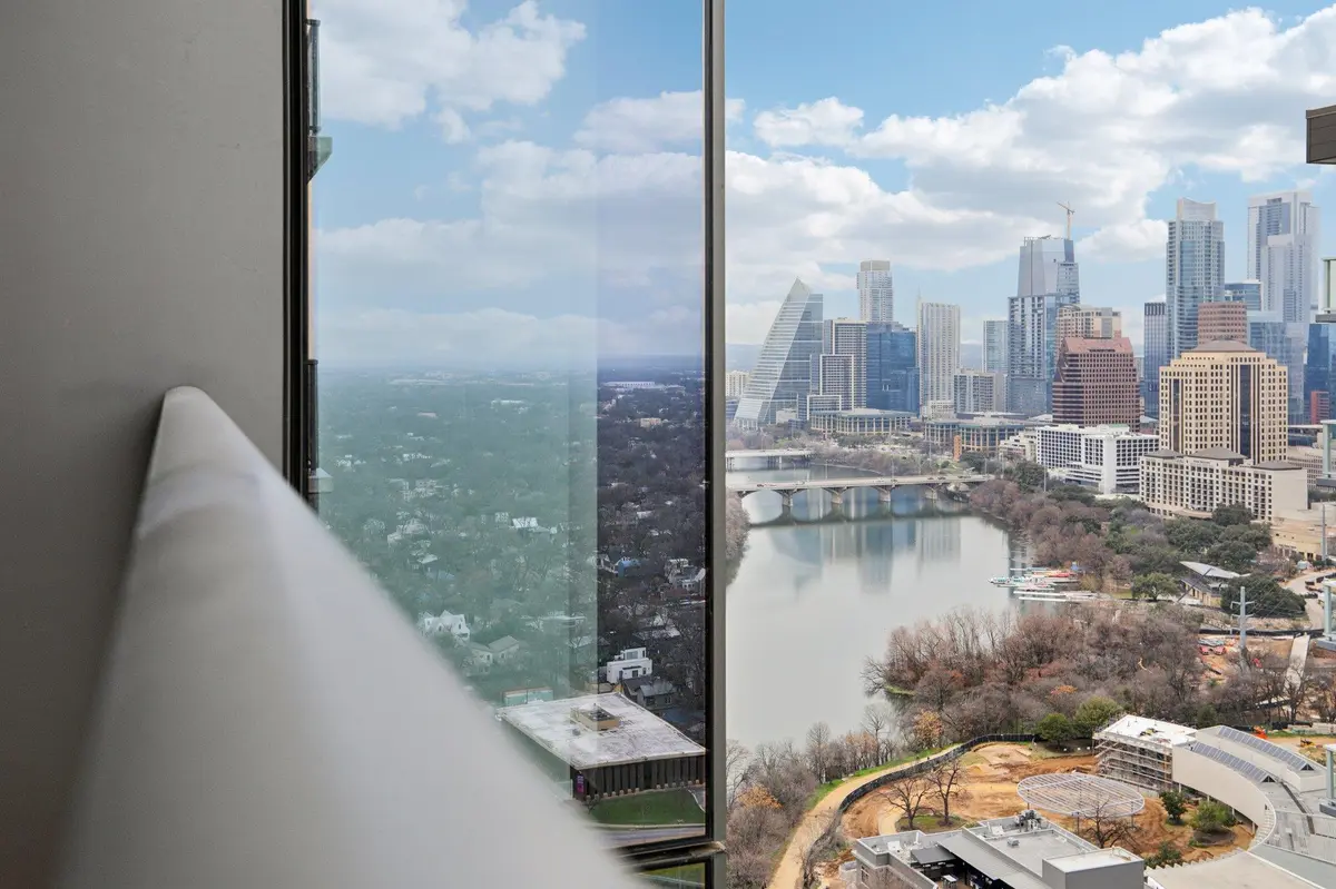 44 East Ave #2806, Austin, TX 78701
