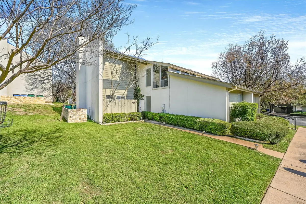 100 Lido CIR #A1, Lakeway, TX 78734