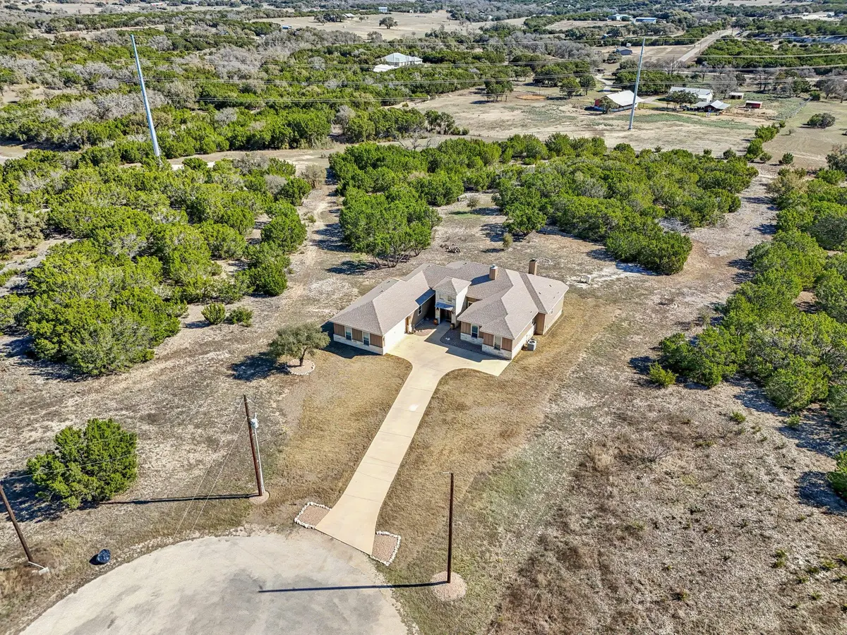 101 Rain Lily CT, Burnet, TX 78611