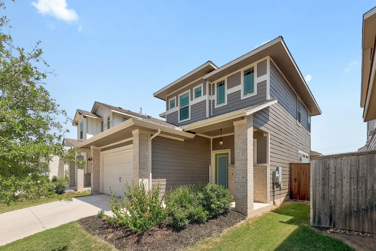 6111 Dumfries LN, Austin, TX 78744