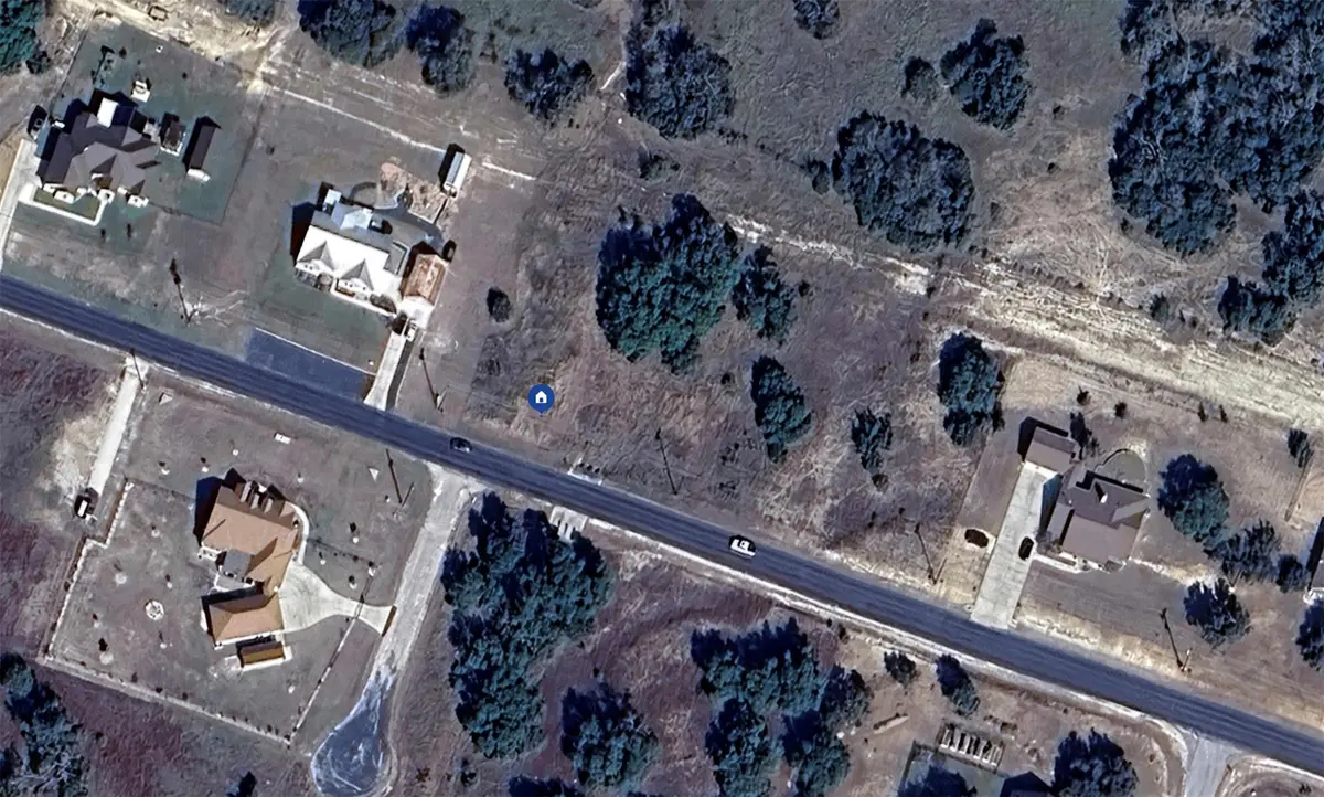 327 John Price, Blanco, TX 78606