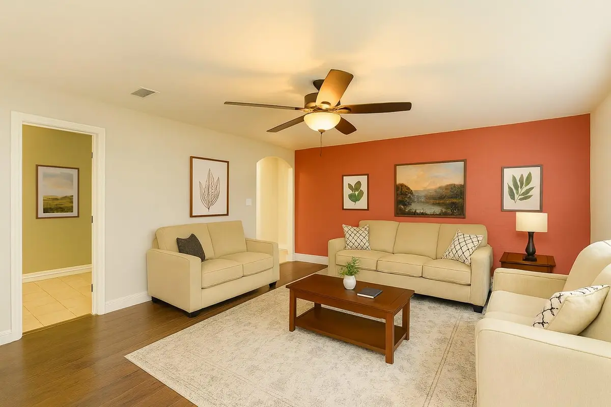 304 S Main ST, Elgin, TX 78621