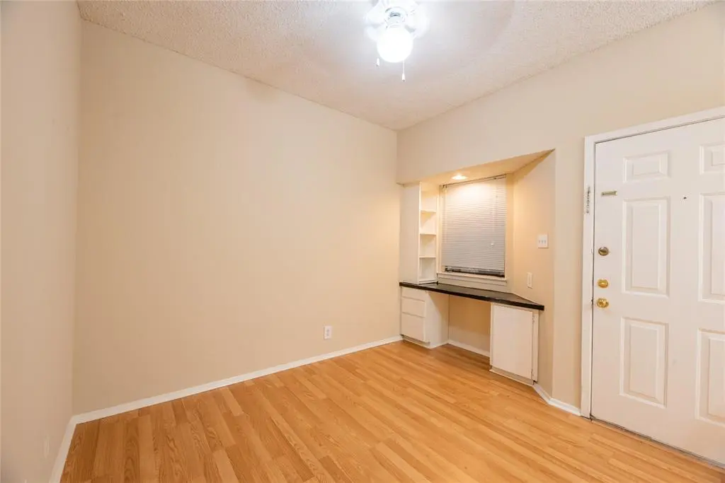 2818 Nueces ST #304, Austin, TX 78705