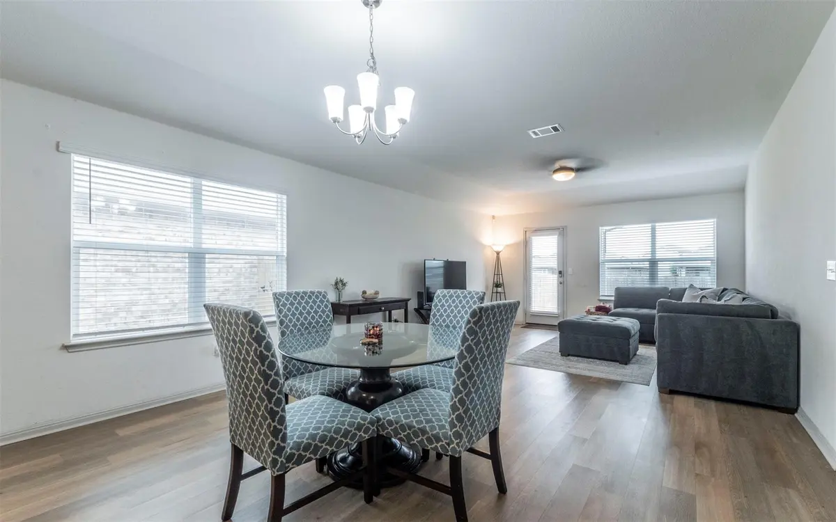 216 Frederick DR, Georgetown, TX 78626