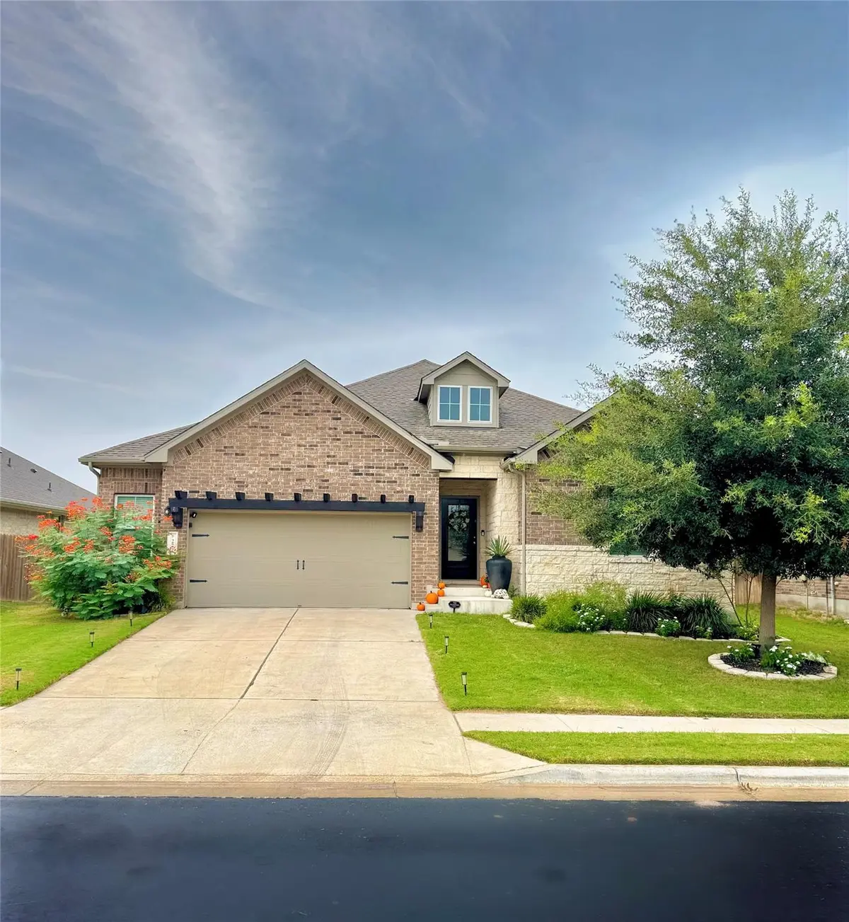 272 Rimrock CT, Bastrop, TX 78602
