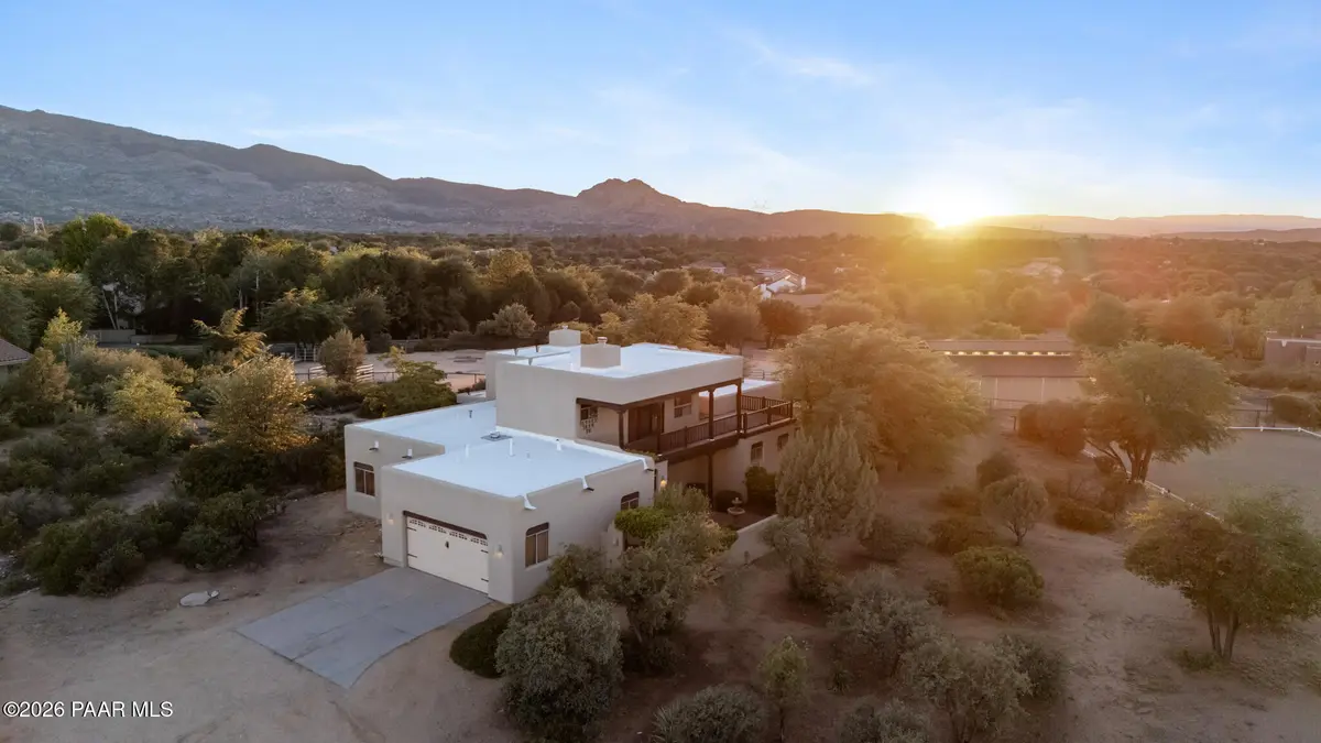 2715 W Green Brier DR, Prescott, AZ 86305