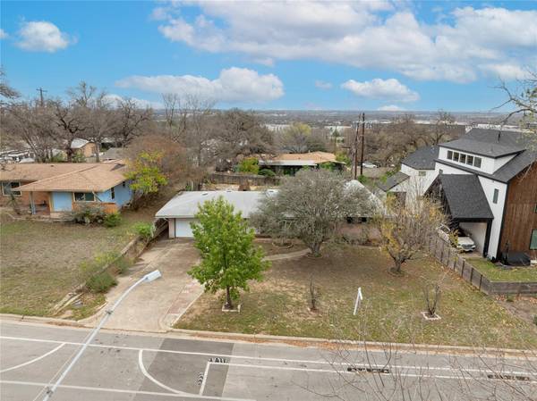 1710 Woodland Ave, Austin, TX 78741