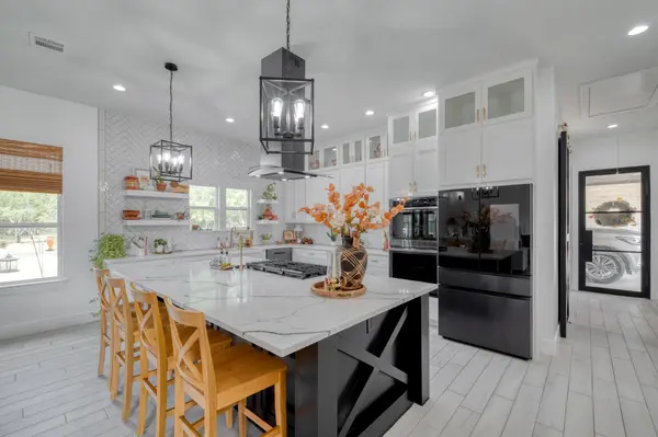 1901 E State Highway 21 #B, Paige, TX 78659