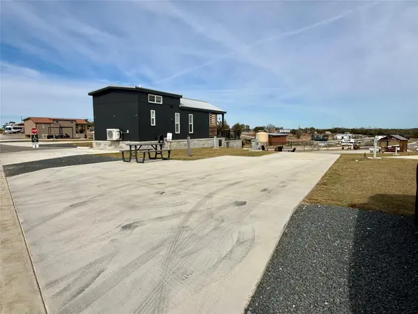 5386 Ranch Road 1376 RD #118, Fredericksburg, TX 78624
