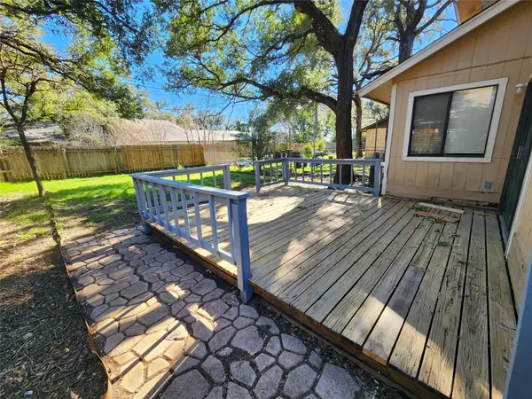 11809 Argonne Forest TRL #B, Austin, TX 78759