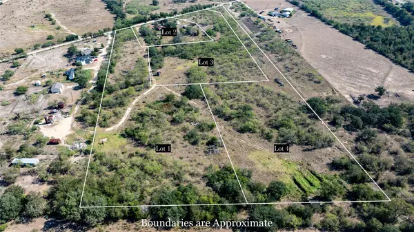 Lot 4 Track RD, Red Rock, TX 78616