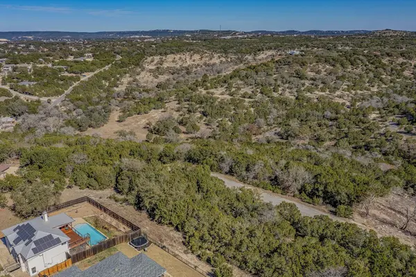 4604 Liberty LN, Lago Vista, TX 78645