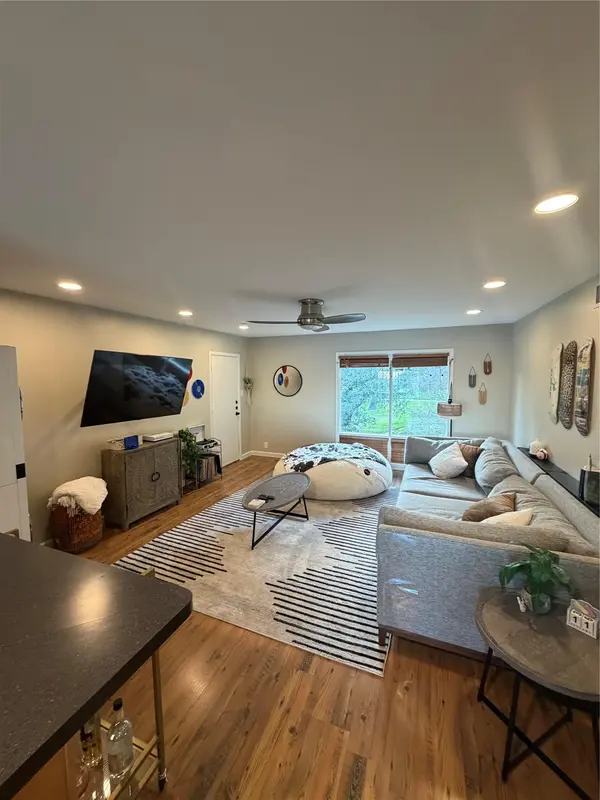 5332 Balcones DR #H, Austin, TX 78731