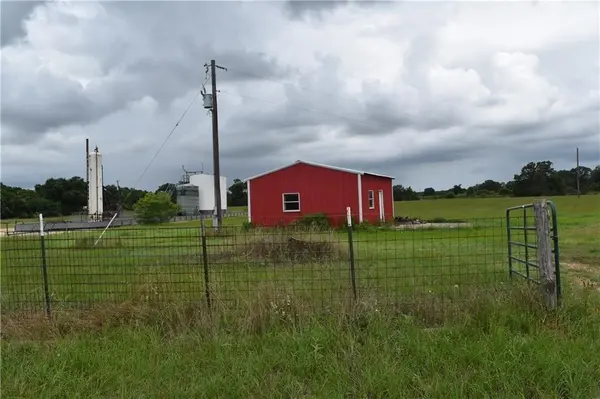 1409 Antioch RD, Paige, TX 78659