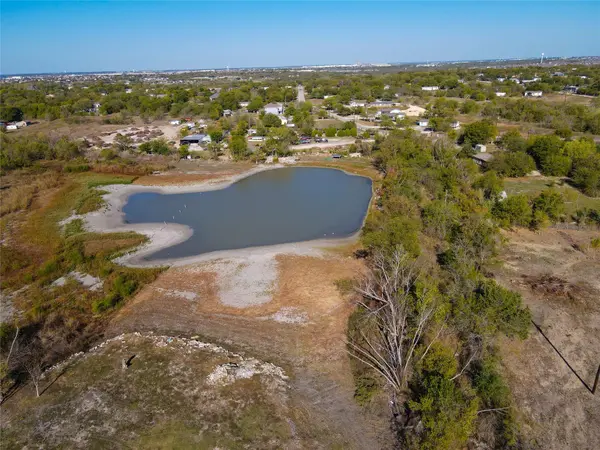 306 Cresthill CSWY, Kyle, TX 78640