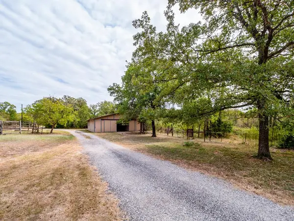 298 Jenkins RD, Cedar Creek, TX 78612