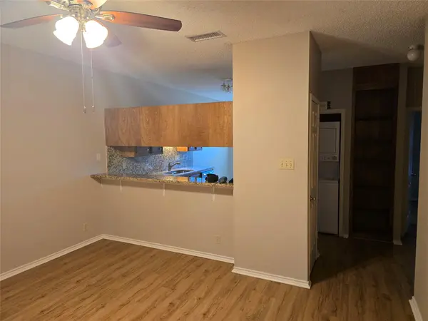 2414 Longview ST #205, Austin, TX 78705