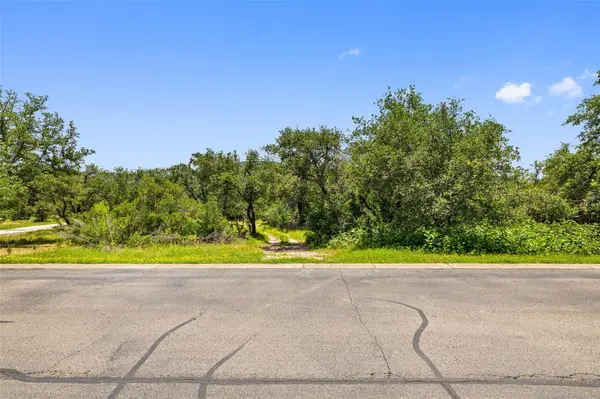 17124 Northlake Hills DR, Jonestown, TX 78645