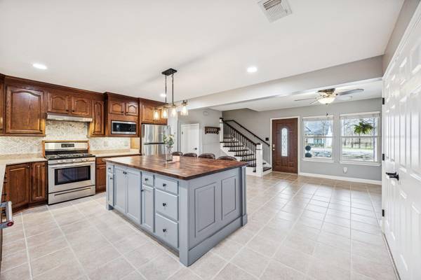 114 Upola CT, Bastrop, TX 78602